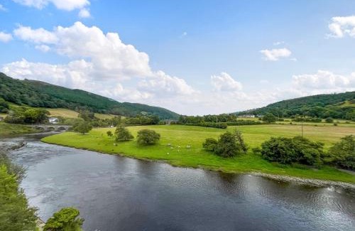 Corwen House | Swan Cottage