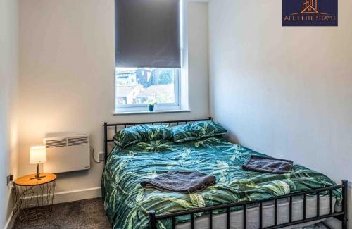 Liverpool Apartment | Swan House Apartment 4 - 1 Bed Apartment - Sleeps up to 4 - Free Parking - Liverpool - close to city centre - By ALL ELITE STAYS