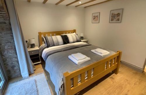 Lydney Bed & Breakfast | Swan House Tea Room and Bed & Breakfast