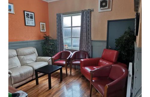 Stanwell Hotel | Swan Inn, Heathrow Airport
