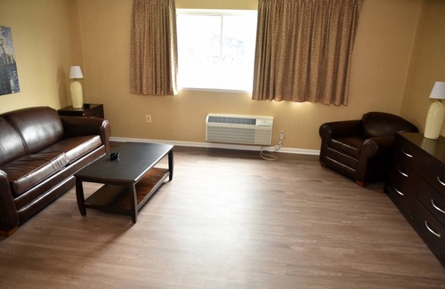 Linden Hotel | Swan Motel