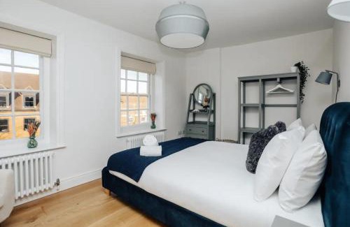 Henley-on-Thames Apartment | Swan's Nest
