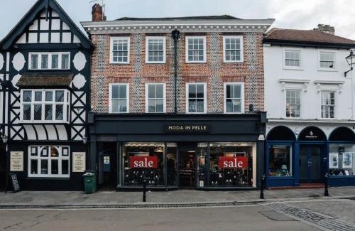 Henley-on-Thames Apartment | Swan's Nest