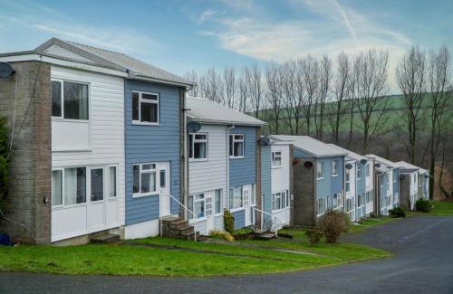 Pembroke Ski Chalet | Swanbrook - 2 Bedroom Chalet- Freshwater East