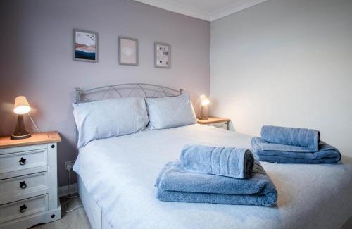 Pembroke Ski Chalet | Swanbrook - 2 Bedroom Chalet- Freshwater East