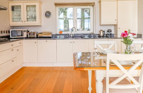 Eleighwater Cottage | SWANDOWN, 11 THE CYGNET, with pool in Cricket St. Thomas