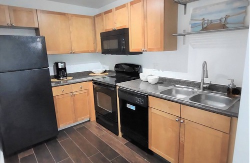 Coquina Key Condo | Swanky Starfish- Waterfront Condo