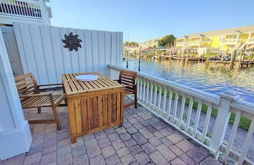 Coquina Key Condo | Swanky Starfish- Waterfront Condo