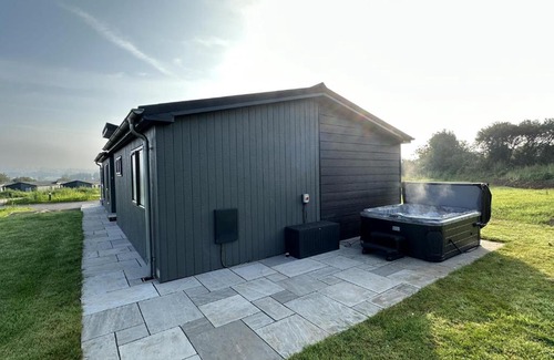 Penally Apartment | Swanlake Lodge - 3 Bedroom Holiday Home - Penally