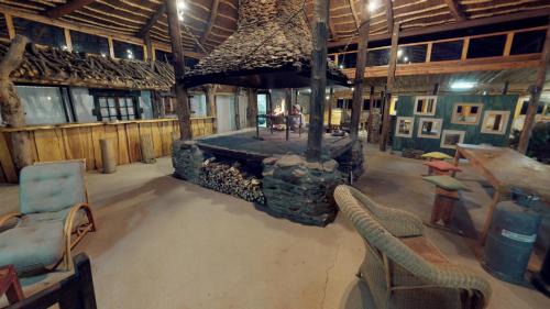 Oudtshoorn Hotel | Swartberg Pass Cottages - Kobus Se Gat