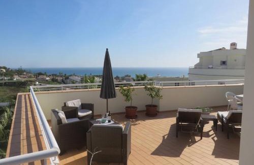 Porto de Mos Apartment | Sweden Apartment - Top Floor one bedroom with sea views - RS