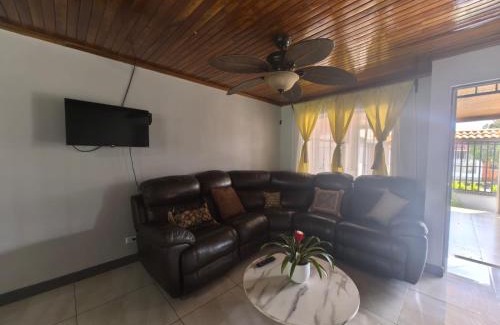 Alajuela House | Sweeeet Home Alajuela!