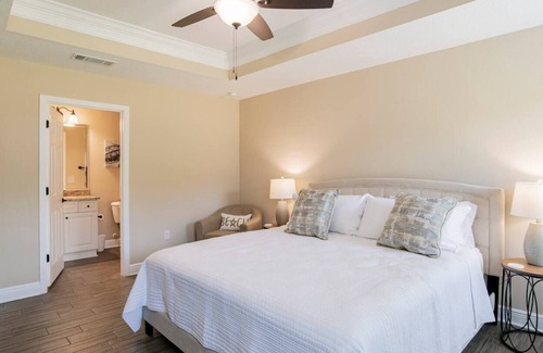 Florida Panhandle House | Sweeney Cottage-New home near Milton FL & Beaches