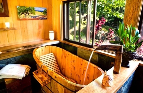 Hawi House | Sweeping Ocean Views, Very Private Cottage
