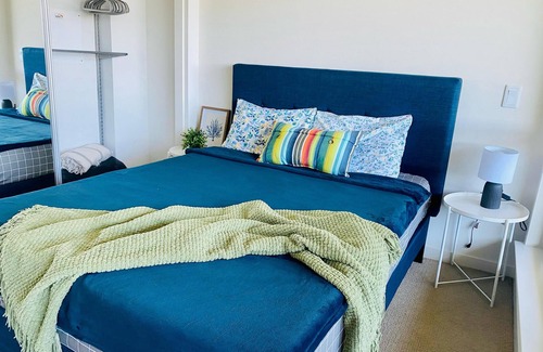 Downtown Hotel | Sweet 1-bedroom unit in Santa Monica