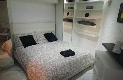 San Donato-San Vitale Apartment | Sweet Apartment Suite Castelmerlo