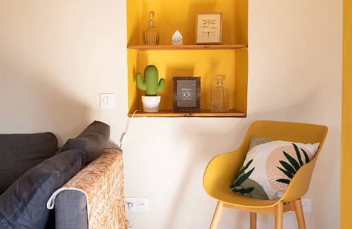 Beaumont-la-Ronce House | Sweet, cheerful house in the Touraine countryside