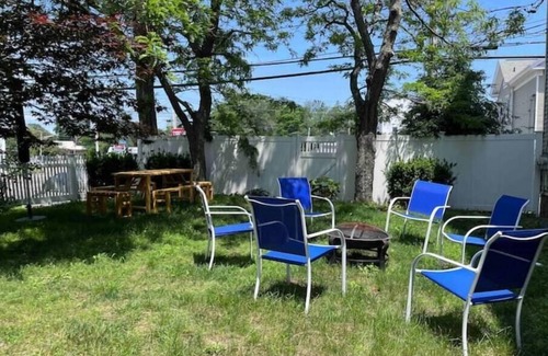 Southern Coast Apartment | Sweet Downtown Saco Retreat