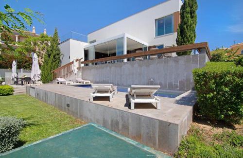 Montechoro Villa | Sweet Home Albufeira