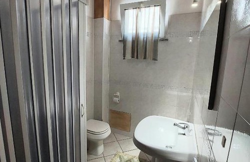 Province of Cagliari House | SWEET HOME- AMPIO BIVANO A 10 MINUTI DALLE SPIAGGE