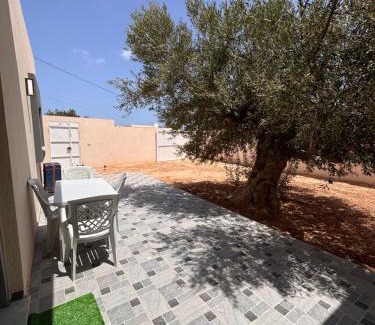 Aghir Apartment | Sweet Home Huda