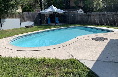 Houston House | Sweet Home III - For family in quiet neighborhood
