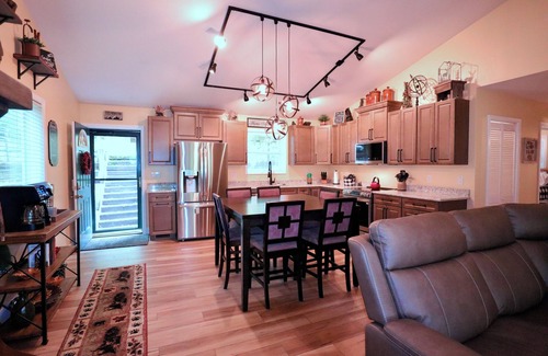 Cullowhee House | Sweet Lakehouse Dreams - Family Home w/Dock on Lake Glenville!