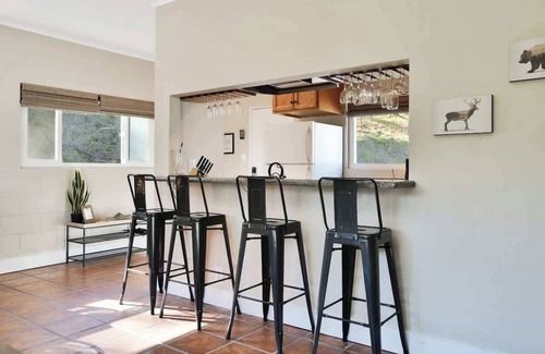 Three Rivers House | Sweet Mountain Retreat, Near Sequoias BBQ, AC, TV+
