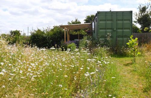Evesham Other | Sweet Pea Cabin