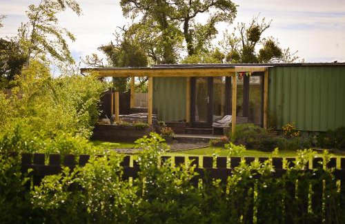 Evesham Other | Sweet Pea Cabin