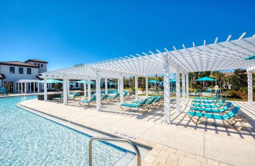 Four Corners House | Sweet Retreat - Free Pool Heat & Bbq