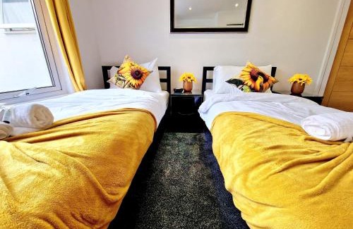 Oxford House | Sweet Rose Guest House Room 1