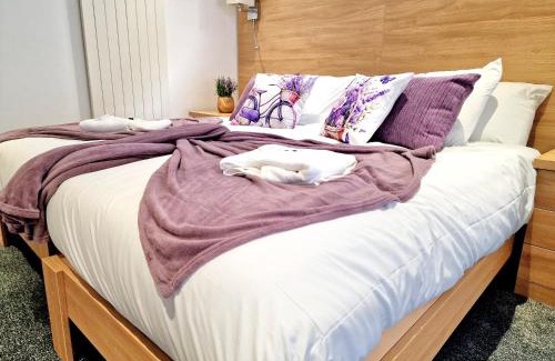 Oxford House | Sweet Rose Guest House Room 5