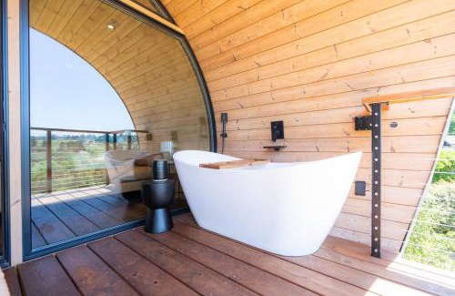 Sebastopol House | SWEET SONOMA SPYGLASS with Sauna