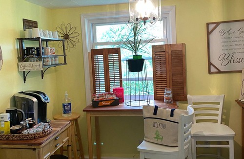 Karns House | Sweet T's near UT, Great Smokey Mountains, Oak Ridge, or Norris Lake!