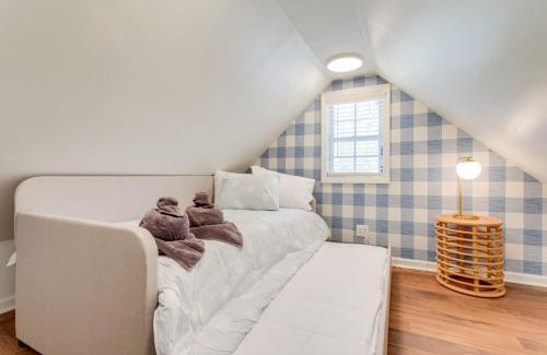 Murfreesboro House | Sweet Tea Cottage 1BR and Loft