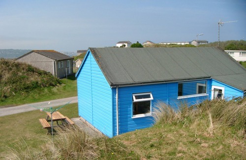 Hayle Ski Chalet | Sweet wooden chalet on the dunes by Hayle beach - 3 miles of golden sand