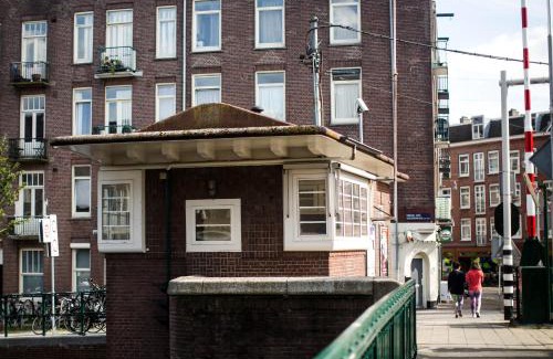 Amsterdam West Apartment | SWEETS - Kinkerbrug