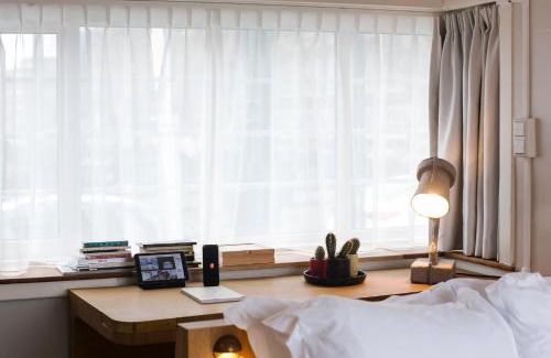 Amsterdam West Apartment | SWEETS - Kinkerbrug
