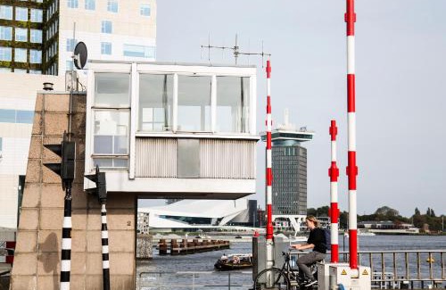 Haarlemmerbuurt Apartment | SWEETS - Westerdoksbrug