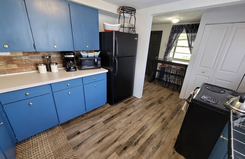 Inverness Cottage | Sweetwater Cottage - Waterfront and Pet Friendly! Canoe and kayaks provided!