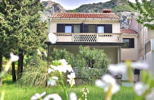 Draga Bascanska House | Swim And Climb Baška island Krk