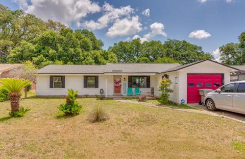 Northeast Pensacola House | Swim, Golf and Relax Family-Friendly Pensacola Gem