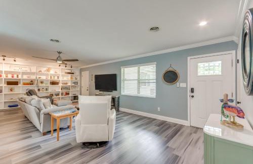 Northeast Pensacola House | Swim, Golf and Relax Family-Friendly Pensacola Gem