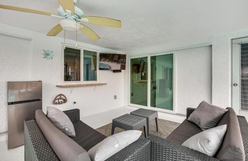 Caloosahatchee House | Swim, Hike and Golf Family Gem in Cape Coral!