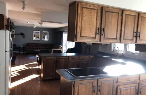 Nottawa House | Swim & Ski Country Getaway