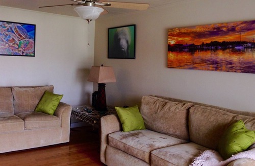 Springs at Kings Bay Condo | Swim with manatees, fish, scallops or just relax!