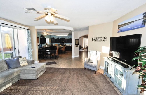 Las Vegas House | Swimming pool, hot tub, basketball court, putting green, family friendly