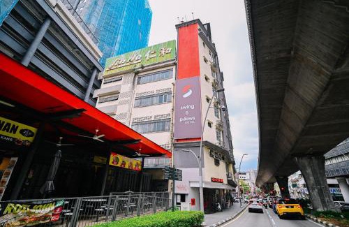 City Centre Hotel | Swing & Pillows - Masjid Jamek Kuala Lumpur