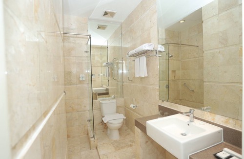 Makassar Hotel | Swiss-Belcourt Makassar